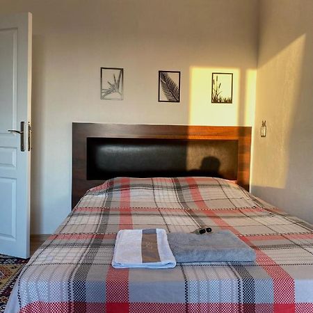 Apartamento Spacious House Near The Airport Arnavutkoy Exterior foto